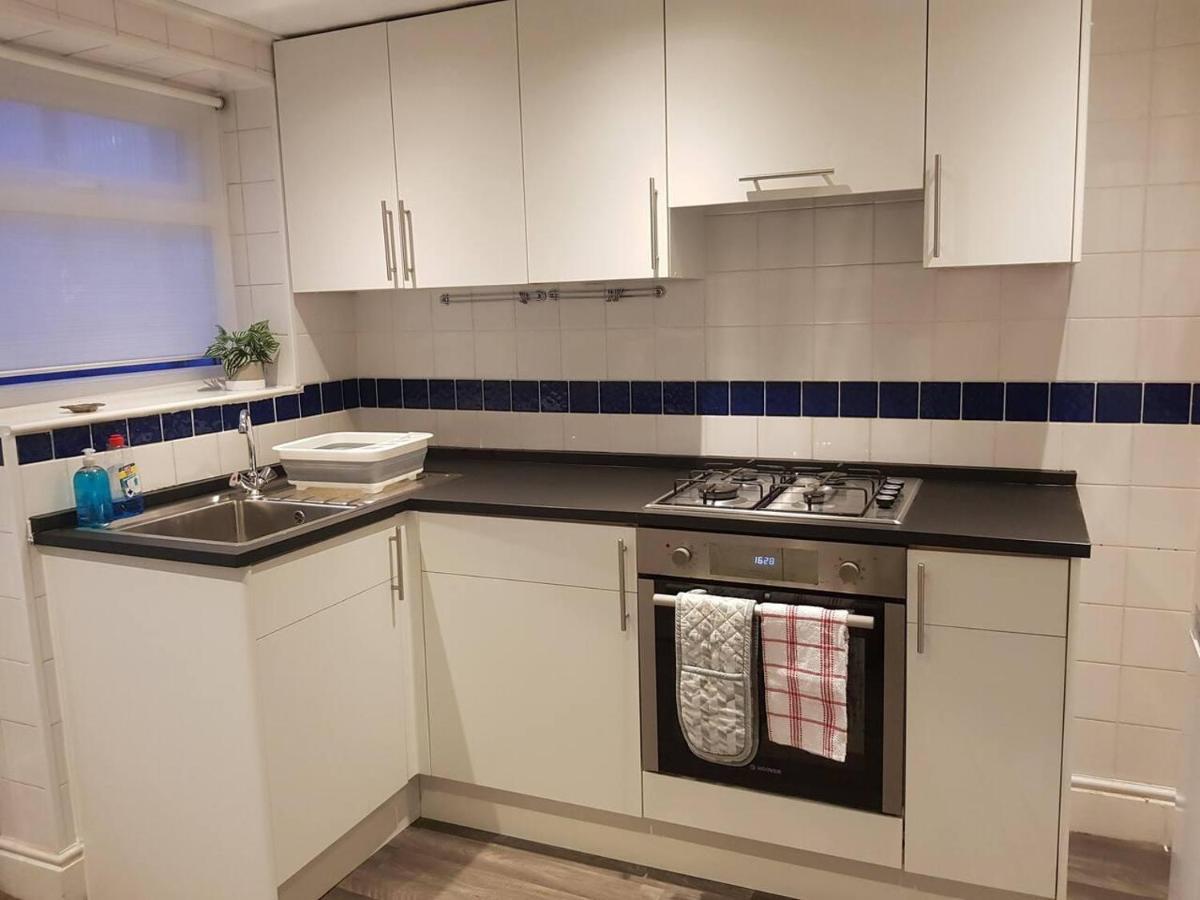 Willa Bright 4-Bed House 15 Min To Manchester Centre Zewnętrze zdjęcie