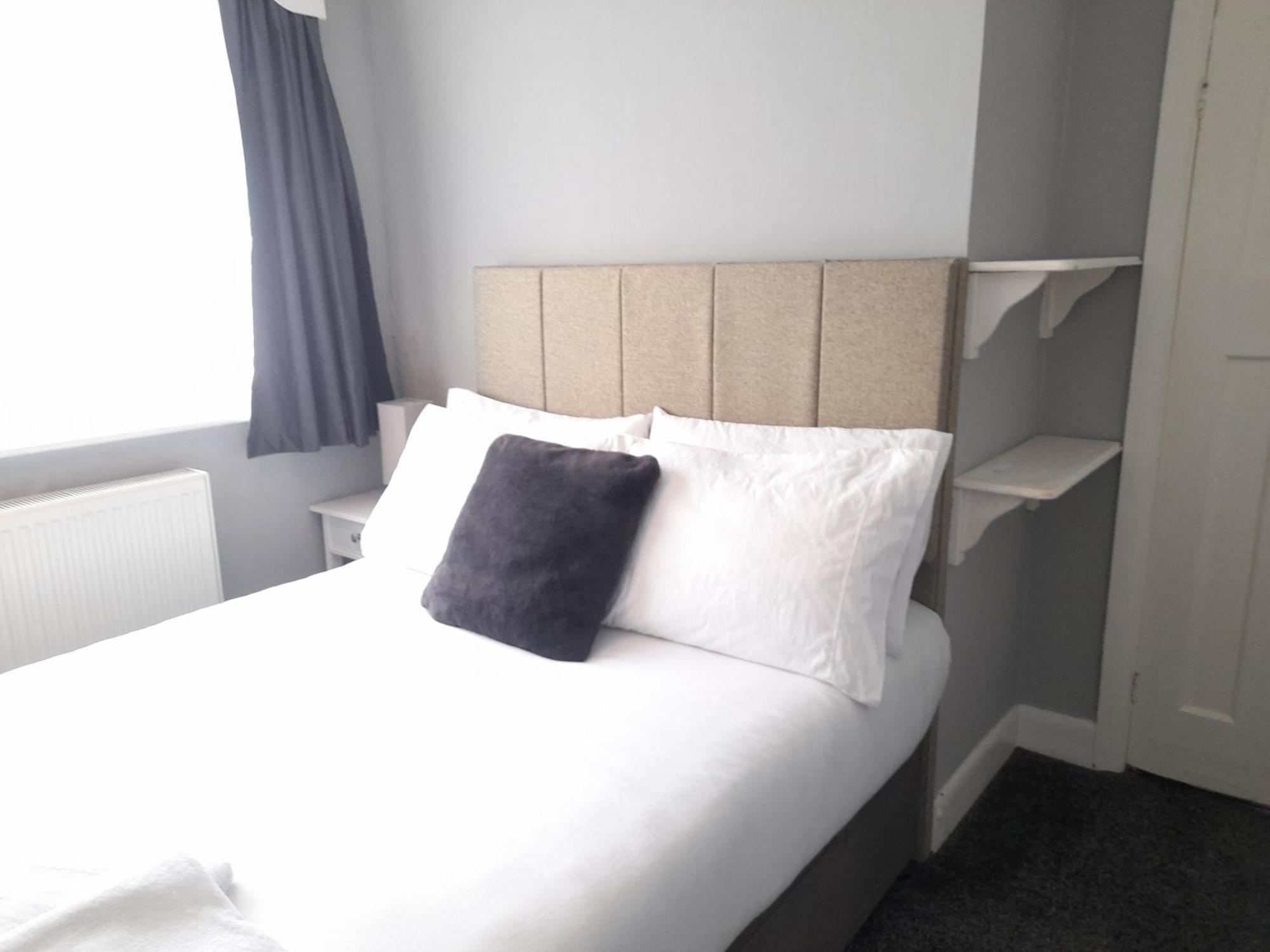 Willa Bright 4-Bed House 15 Min To Manchester Centre Zewnętrze zdjęcie