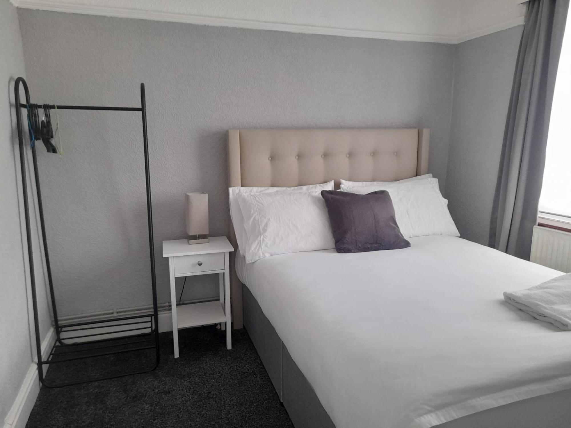 Willa Bright 4-Bed House 15 Min To Manchester Centre Zewnętrze zdjęcie
