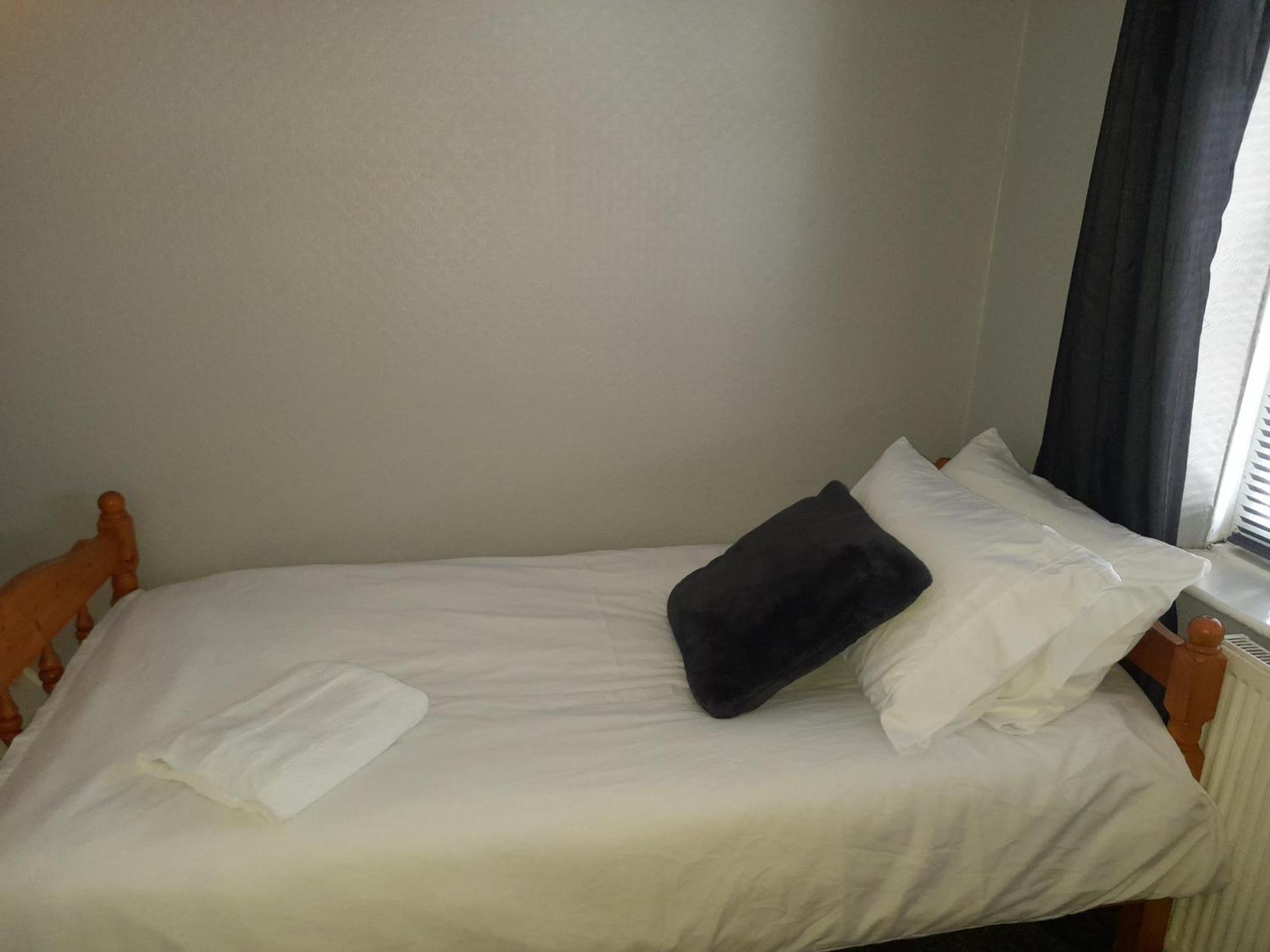 Willa Bright 4-Bed House 15 Min To Manchester Centre Zewnętrze zdjęcie