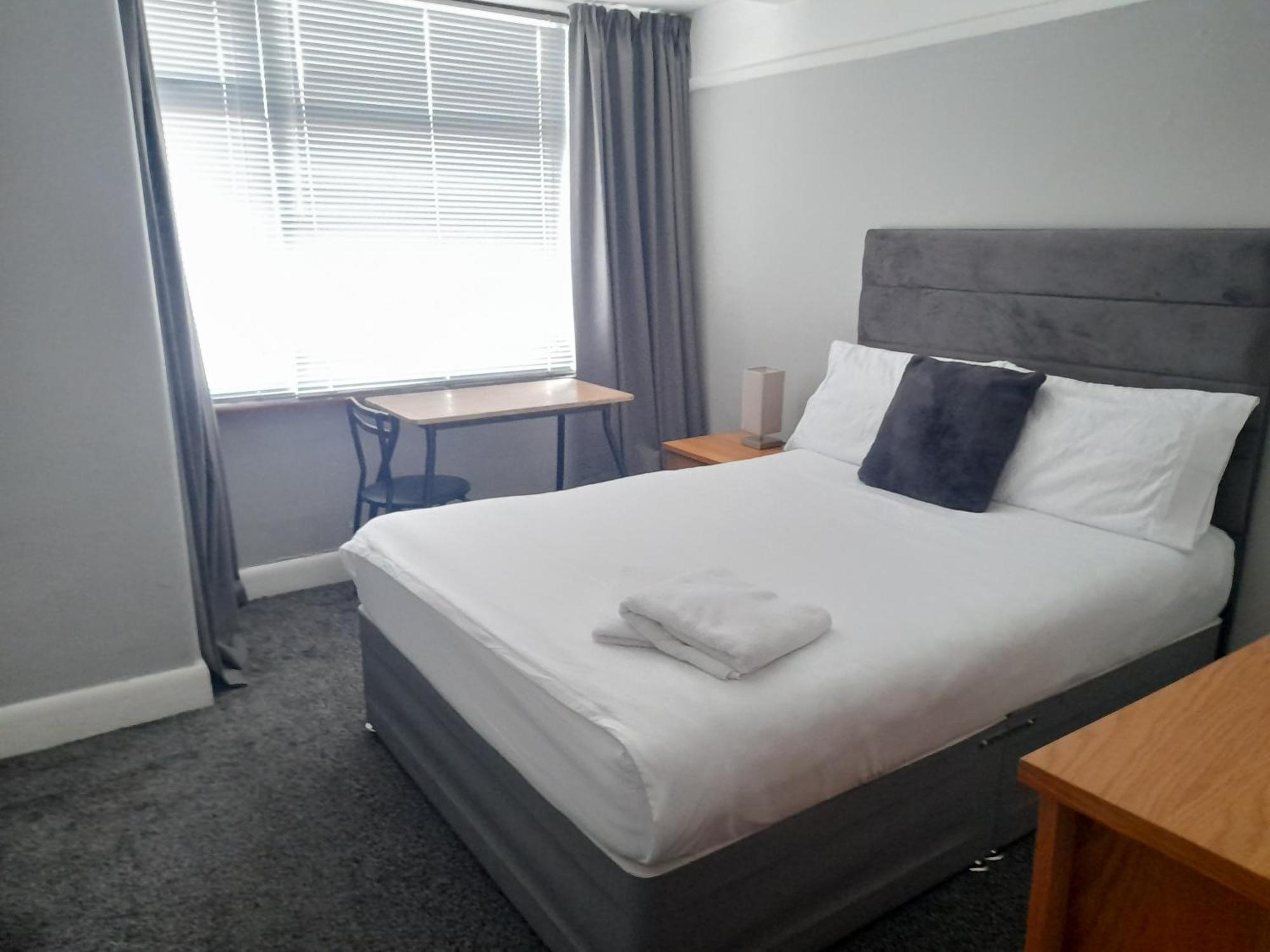 Willa Bright 4-Bed House 15 Min To Manchester Centre Zewnętrze zdjęcie